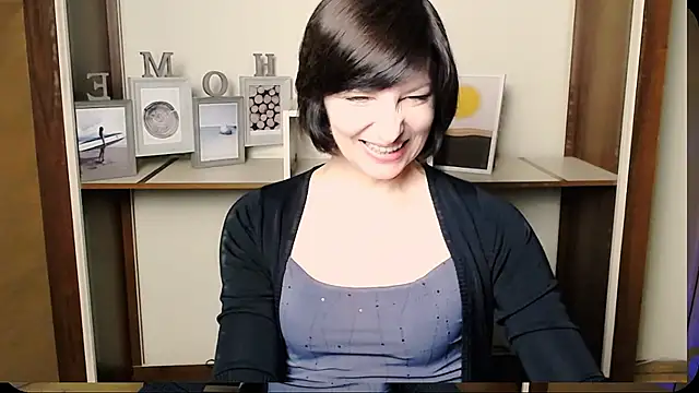  AngeliaFlow  online show from August 2, 8:17 am