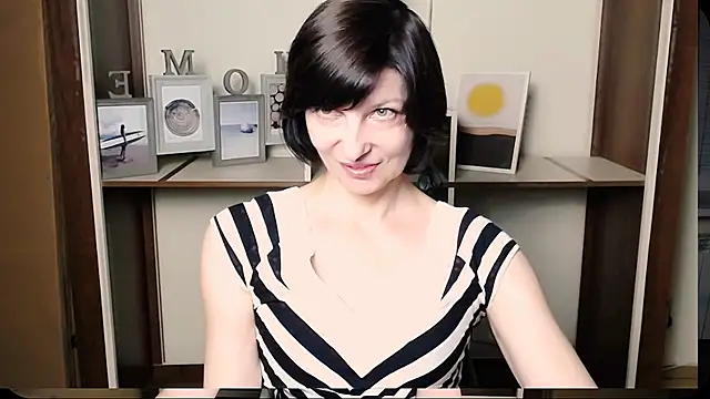  AngeliaFlow  online show from July 28, 12:48 pm