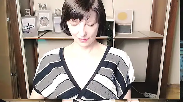  AngeliaFlow  online show from June 21, 12:42 pm