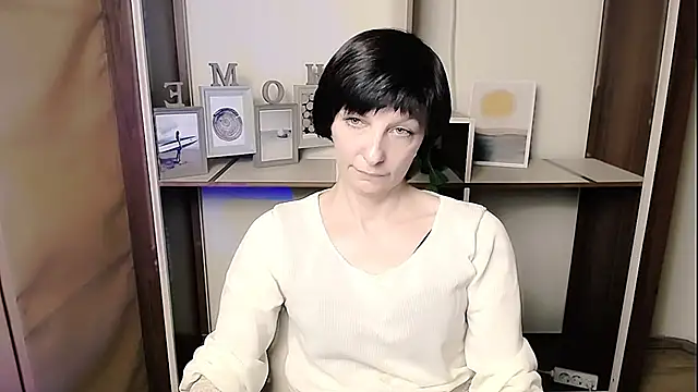  AngeliaFlow  online show from March 3, 9:59 am