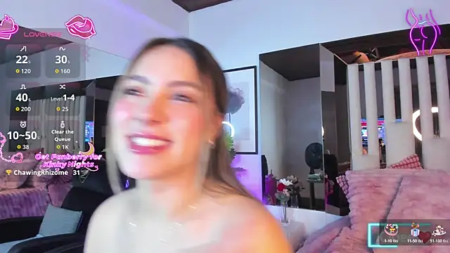 Cloee Rainbow1 online show from November 8, 11:59 am