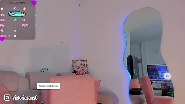 Vickyallien online show from July 28, 3:54 pm