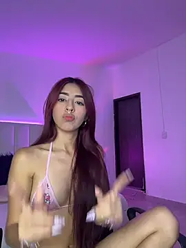 Mirandaa Rogers online show from April 24, 7:27 pm