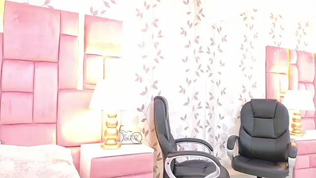 ArianaFranco online show from June 19, 1:36 pm
