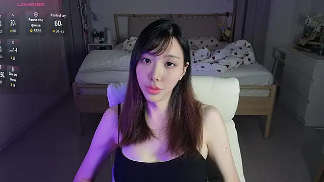 joycemilka online show from June 11, 12:24 pm