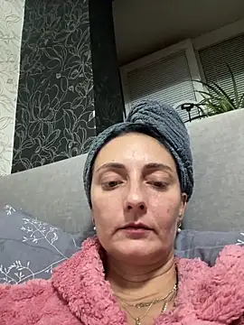 Miroslava1247 online show from November 22, 6:32 pm