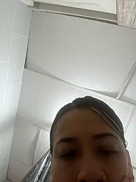 kimbadazz online show from April 4, 8:07 pm