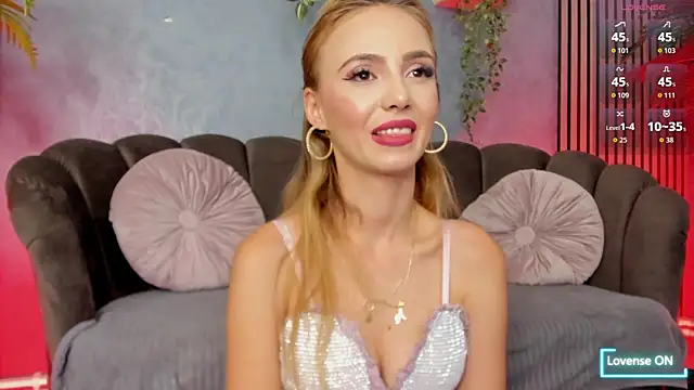 aliciahazel online show from July 27, 7:44 pm