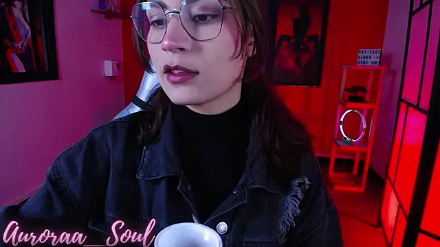 Snapshot of Auroraa_soul chatting on October 28, 1:06 pm Auroraa soul online show from October 28, 1:06 pm