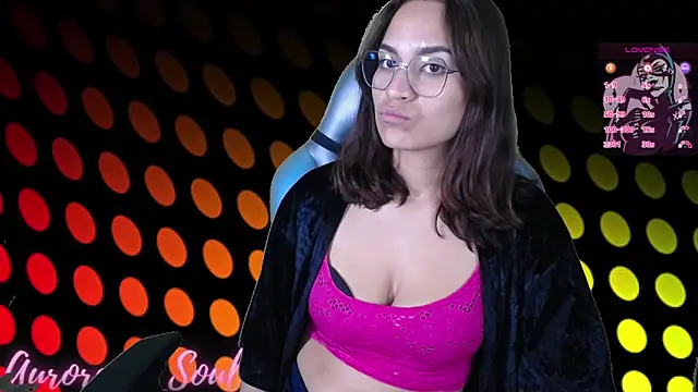 Snapshot of Auroraa_soul chatting on October 4, 12:33 pm Auroraa soul online show from October 4, 12:33 pm