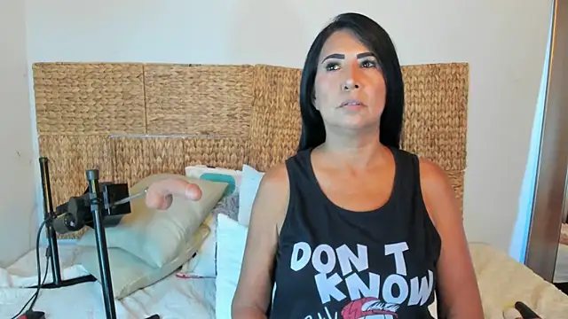 Jackiehmilf52 online show from June 11, 2:25 pm
