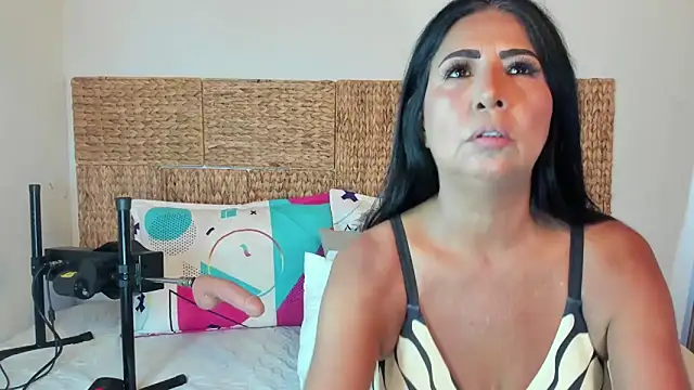 Jackiehmilf52 online show from May 3, 1:14 pm