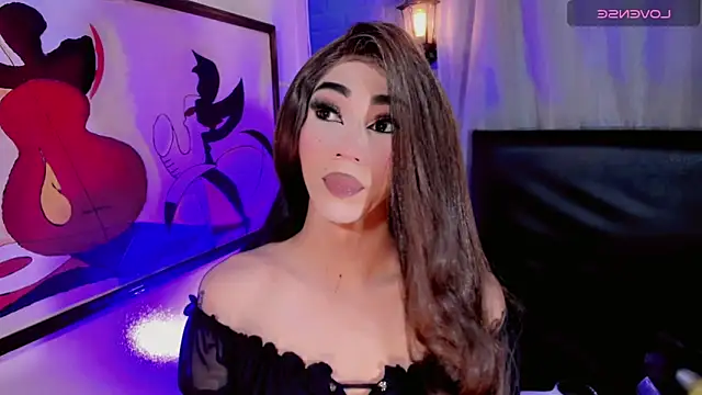 emelly horny  online show from April 30, 7:41 pm