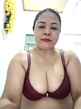 Baby-bigtits2024 online show from December 16, 10:54 am