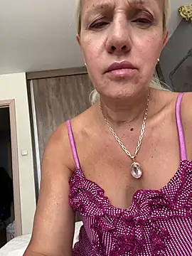 DeborahXPorn online show from July 6, 9:25 am