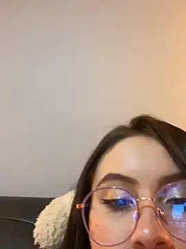 Snapshot of ValentinaOrtiz3 chatting on October 16, 2:58 am ValentinaOrtiz3 online show from October 16, 2:58 am