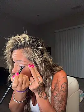 bossyroxy84 online show from July 25, 6:09 am