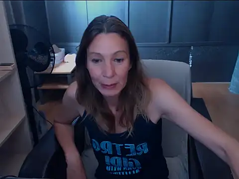 hannaha online show from July 8, 11:56 am