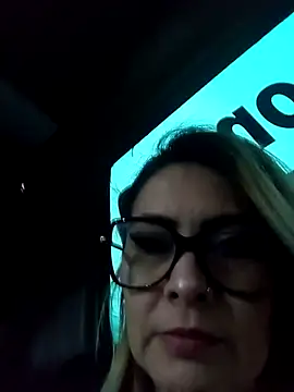 Snapshot of CandieGilson__ chatting on October 3, 11:04 am CandieGilson online show from October 3, 11:04 am
