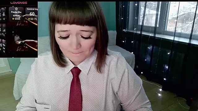 LizaMilfa online show from December 17, 11:03 am