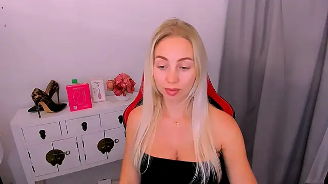 MargaritaRose online show from July 31, 2:29 pm