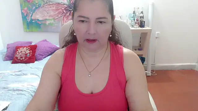 leonela 69 online show from March 11, 12:59 am