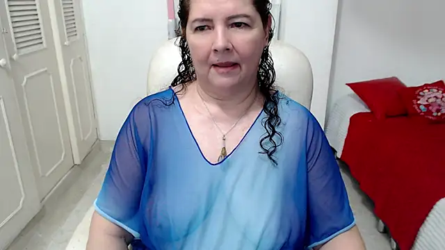 leonela 69 online show from June 13, 3:48 am