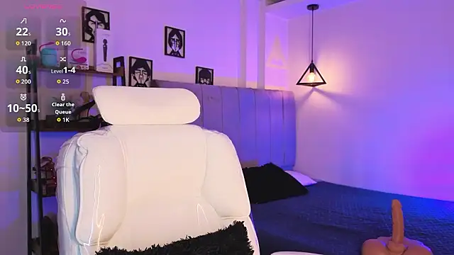 Miller Vanessa  online show from March 4, 8:26 pm