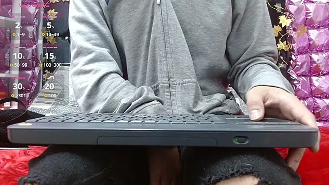 poisondost hot online show from September 20, 11:41 am