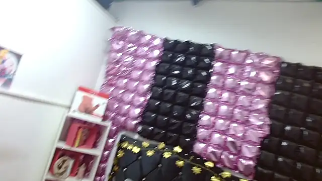 poisondost hot online show from September 14, 12:03 pm