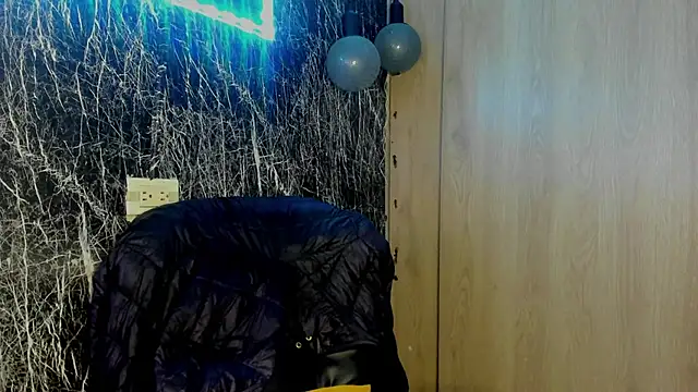 Bellota Girl online show from November 6, 9:10 pm