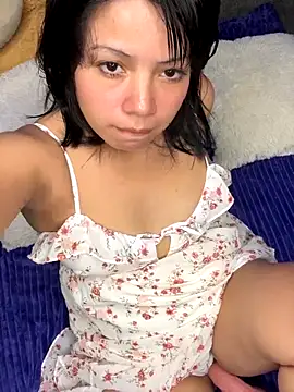 ZafiroKlein online show from November 21, 9:17 pm