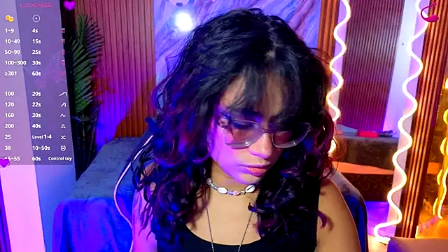kristen tay online show from July 22, 2:56 am