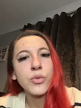 princessred517 online show from March 22, 8:15 pm