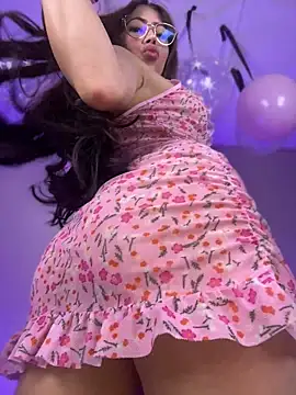 MelanieHillss online show from June 28, 4:08 am