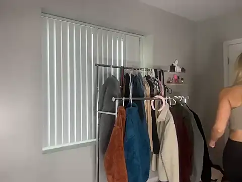 meggsworld online show from October 29, 2:20 pm