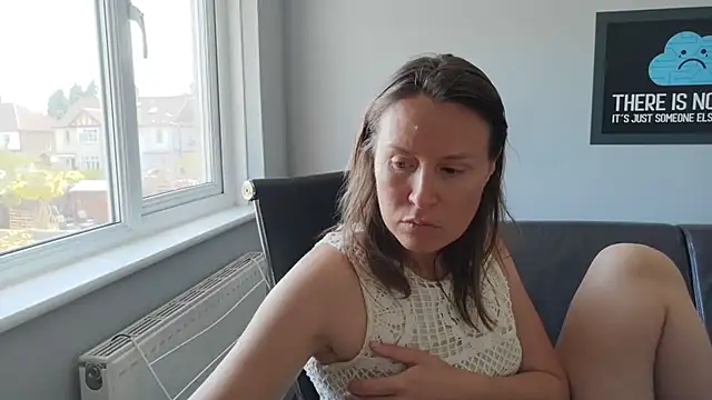 eatmypie69 online show from May 26, 10:36 am