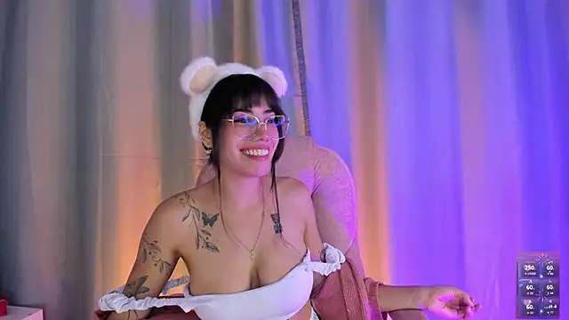 daenerysar5 online show from October 20, 1:14 pm
