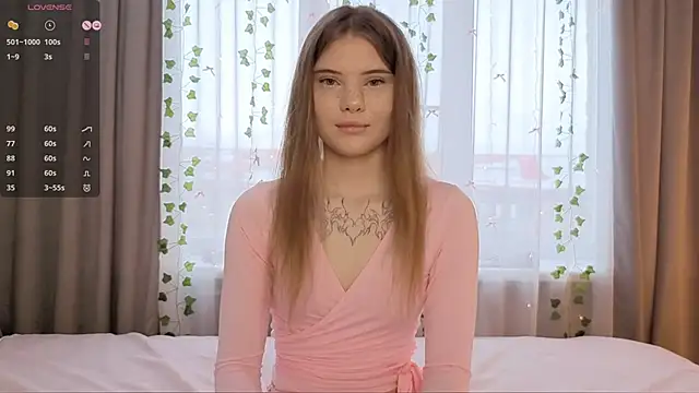 CarolinePepper online show from March 8, 10:08 am