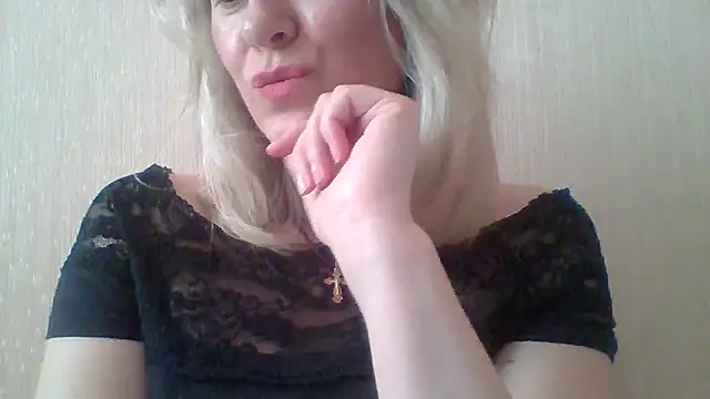 Mary888x online show from December 18, 9:36 am