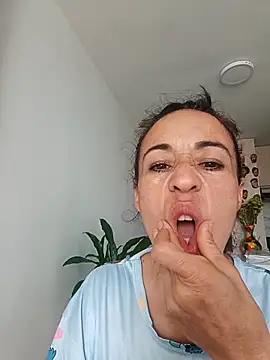 Coeur de luxure online show from November 17, 2:29 pm