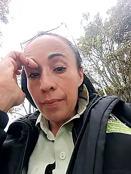 Coeur de luxure online show from October 14, 6:10 pm