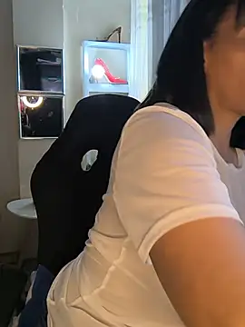Mrsvictoriaaa online show from July 10, 8:09 pm
