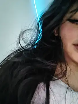 ElaRuil69 online show from July 12, 3:18 am