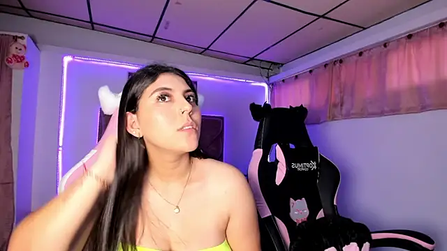 Cristal Smith20 online show from March 11, 2:53 pm