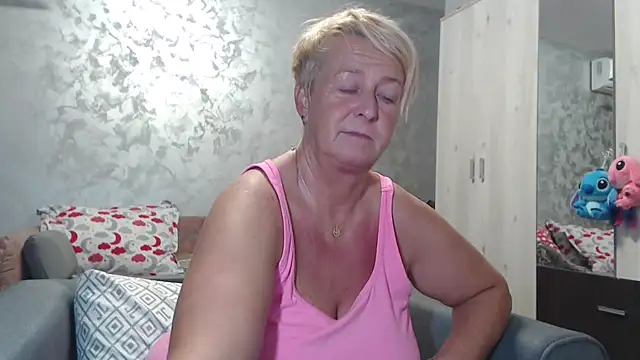 RosesandLillies online show from September 21, 5:55 pm