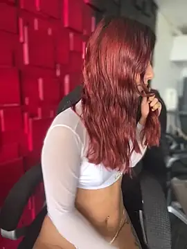 Emily-teen online show from November 21, 1:35 pm