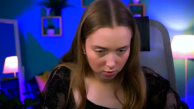 Snapshot of JenniferGraces chatting on September 18, 8:51 pm JenniferGraces online show from September 18, 8:51 pm