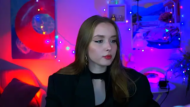 Snapshot of JenniferGraces chatting on October 17, 1:14 pm JenniferGraces online show from October 17, 1:14 pm