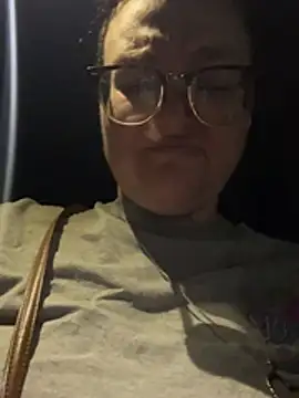 HTXBELLE online show from March 8, 2:26 am